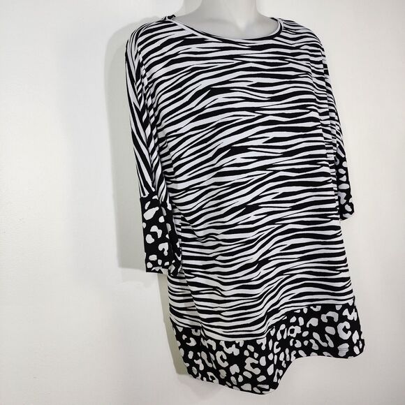 Chico's Womens Top Size 0 Small Black White Animal Pattern 3/4 Sleeve Contrast - Picture 4 of 10